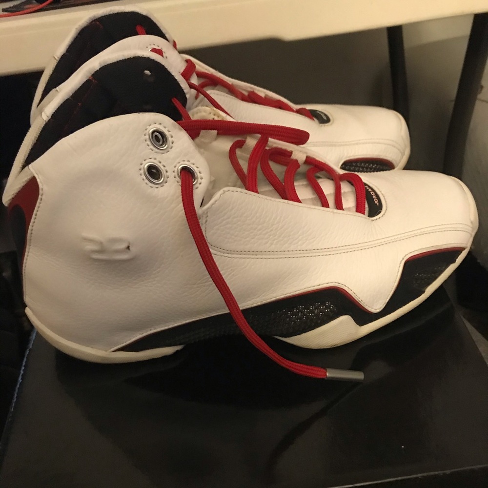 Gently used men’s Jordan sneakers